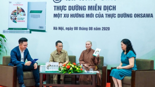 Ra mắt cuốn sách hay dành cho cộng đồng ăn chay, thực dưỡng