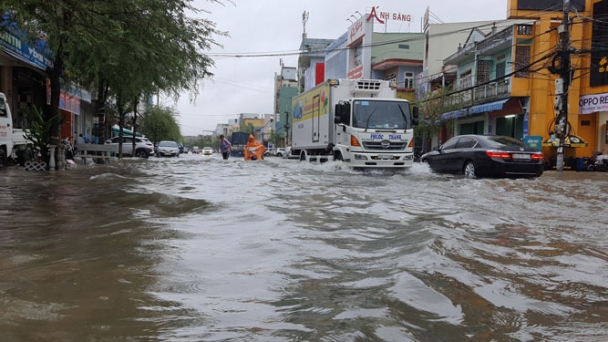 Mưa lũ tại miền Trung gây thiệt hại nặng nề