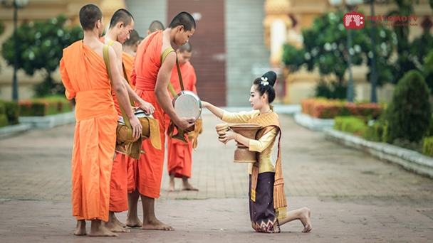 Cho và nhận để được kết nối yêu thương