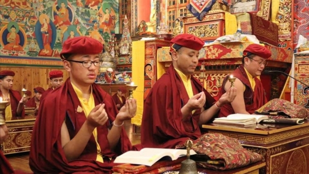 Cầu nguyện cho nạn nhân tử nạn do lũ lụt tại tự viện Dòng Truyền thừa Drukpa