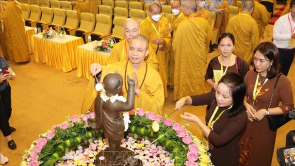 Phát huy những giá trị tâm linh và xã hội trong nghi lễ Phật giáo