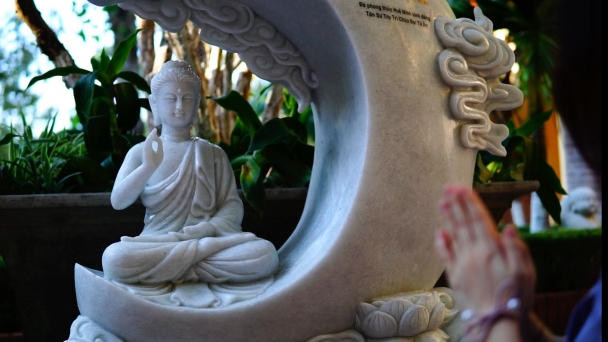 Phật dạy về cách thức tu hành căn bản của hàng Phật tử