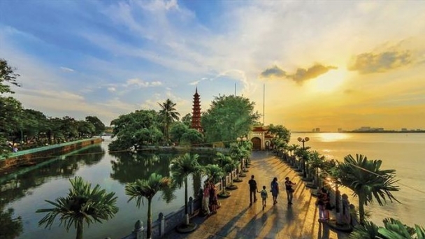 Những ngôi chùa tại Hà Nội nổi tiếng thu hút người đi lễ ngày Rằm tháng Giêng