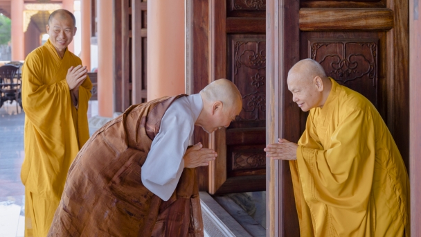 Thiền sư Pomnyun Sunim vấn an Hòa thượng Chủ tịch