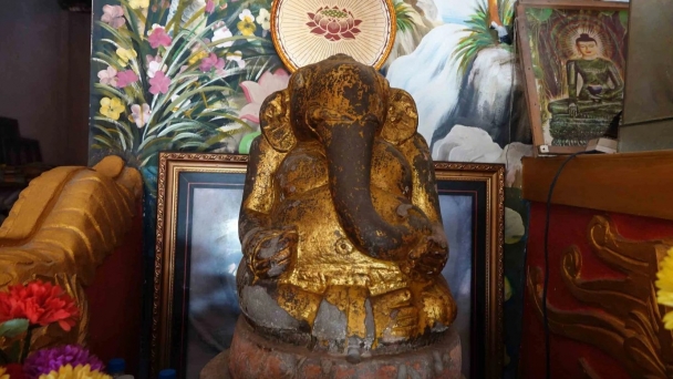 Ngôi chùa cổ có tượng phúc thần Ganesha với 2 'trứng Phật'