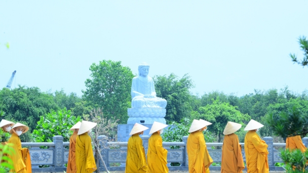 Tôn kính Tăng bảo