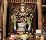 Cận cảnh pho tượng Phật Bà nghìn mắt nghìn tay ở Chùa Bút Tháp