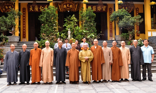 Phái đoàn Phật giáo Tổ đình Thất Tháp - Trung Quốc viếng thăm Phật giáo Việt Nam