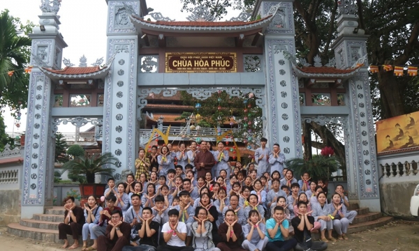 Các bạn trẻ Hà Nội tham dự khóa tu “Con hạnh phúc - Ngày Phật Đản sinh”