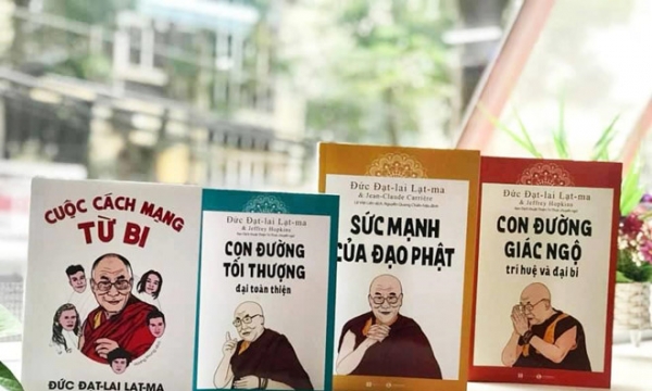 Bốn cuốn sách của Đức Đạt-Lai Lạt-Ma được coi là hóa thân Bồ Tát