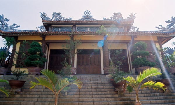 Chuyện kỳ lạ về người cha tiền kiếp tại chùa Hải Đức, Nha Trang