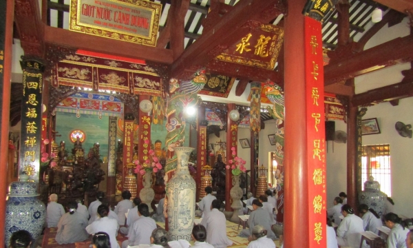  Khóa tu bát quan trai tại chùa Long Tuyền