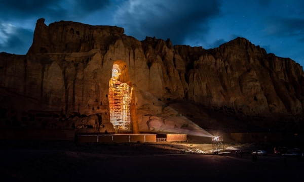 Bức tượng Phật khổng lồ bị Taliban phá hủy ở Afghanistan
