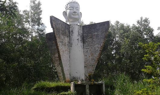 Bí mật của bức tượng Phật cô đơn trên con dốc 47