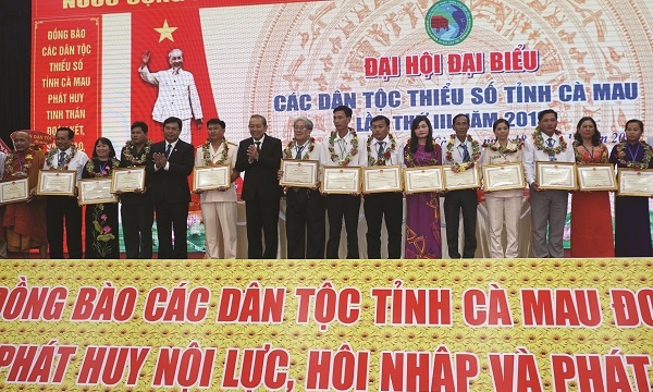 Phó Thủ tướng Trương Hòa Bình dự Đại hội các dân tộc thiểu số tỉnh Cà Mau lần thứ III