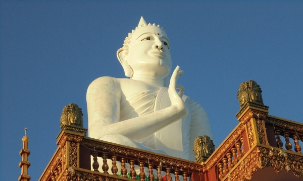 Chuyến hành hương ba ngôi chùa Nam Tông Khmer ở Bạc Liêu