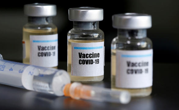Những người đầu tiên ở Châu Âu được tiêm thử nghiệm vắc xin ngừa Covid-19