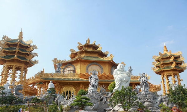 Ngôi chùa 'dát vàng' được mệnh danh 'chùa vàng Thái Lan' ở Việt Nam
