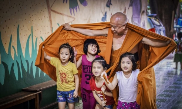 Hành trình không mệt mỏi nuôi nấng nhiều trẻ mồ côi ở Chùa Kỳ Quang 2