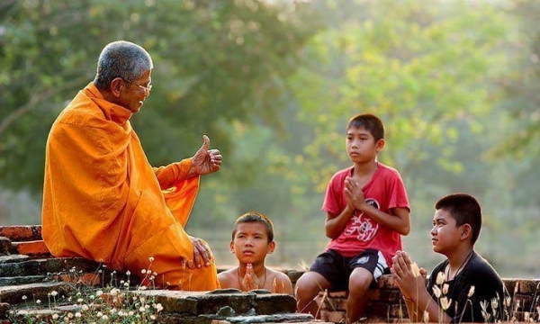 Những lợi ích của việc biết đến Phật pháp sớm