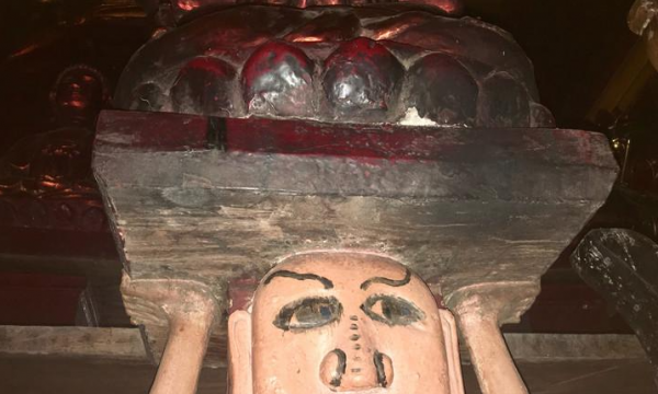 Câu chuyện ẩn sau bức tượng cổ 'Đầu người đội Phật' ở Nghệ An