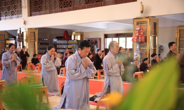 Khóa tu một ngày an lạc tại chùa Long Hưng, Hà Nội 