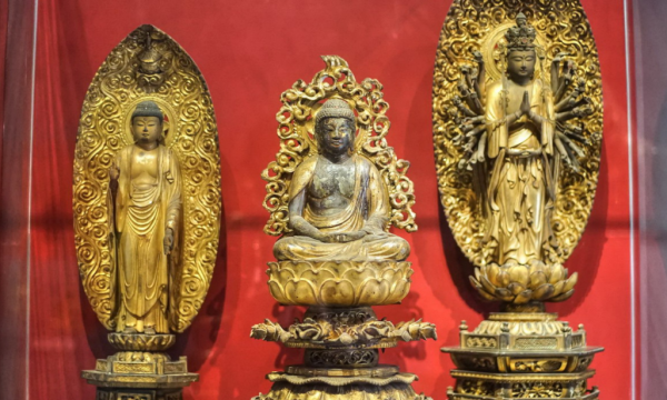 Nét tinh xảo của tượng Phật cổ Nhật Bản ở Sài Gòn