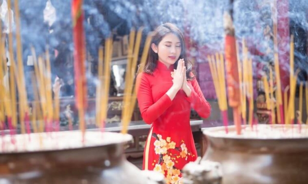 Tinh thần cầu nguyện của người Phật tử khi đi chùa