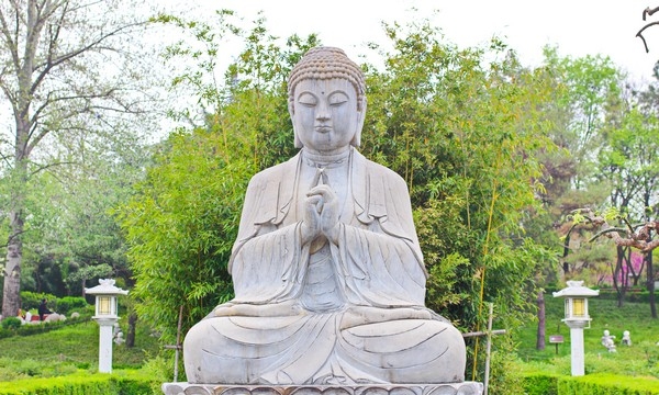 Tư duy về tri kiến Phật