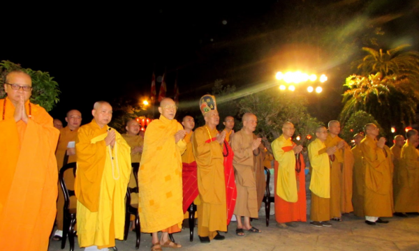 Kính mừng Đức Phật thành đạo tại chùa Long Sơn