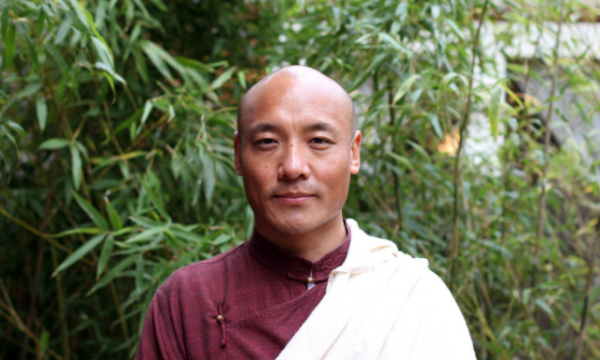 Kinh tế học Phật giáo: Hướng tới một xã hội hạnh phúc hơn