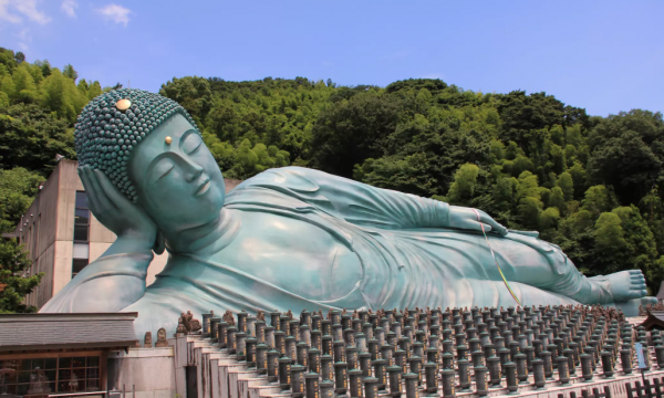 Chùa Nanzoin - nơi có bức tượng Phật bằng đồng lớn nhất thế giới