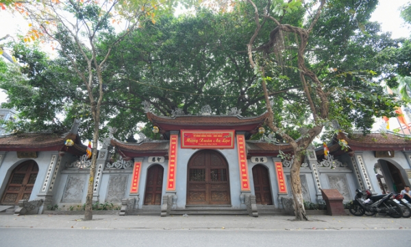 Ngày xuân vãng cảnh những ngôi chùa lưu dấu Thiền phái Tào Động ở Hà Nội