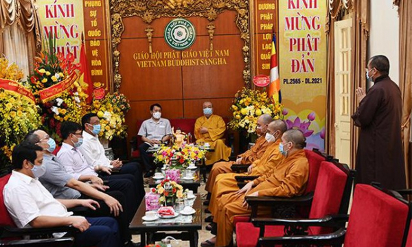 Bộ Công an, Công an TP.Hà Nội thăm GHPGVN, chúc mừng Phật đản