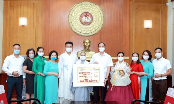 Phật giáo Việt Nam tại Hàn Quốc ủng hộ Quỹ vắc xin phòng, chống COVID-19
