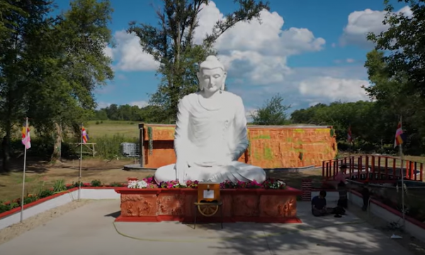 Khánh thành tượng Phật Thích Ca ở Iowa, Hoa Kỳ