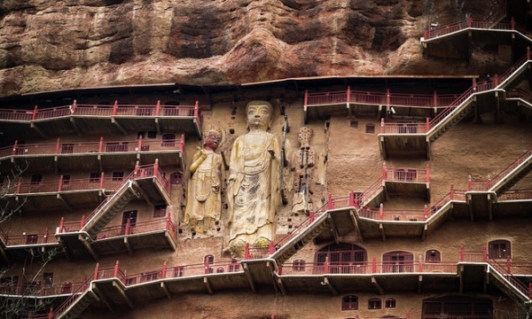 Bí mật về hang động cổ chứa hàng nghìn tượng Phật 'ngàn năm'