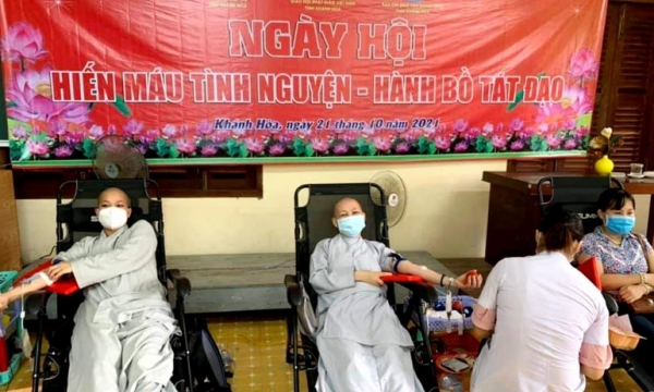 Tăng Ni, Phật tử tỉnh Khánh Hòa tham gia Hiến máu nhân đạo