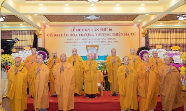 TP.HCM: Chùa Minh Đạo thắp nến tri ân và họp mặt truyền thống cựu học Tăng lần thứ 3