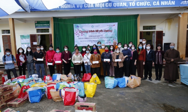 Phật giáo Điện Biên trao 700 suất quà tết tại huyện Điện Biên Đông, huyện Điện Biên và TP. Điện Biên Phủ