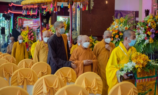 Hòa thượng Chủ tịch thăm nơi tổ chức Đại hội đại biểu Phật giáo tỉnh Vĩnh Long lần thứ VIII