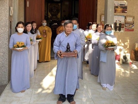 Chùa Nguyên Ngộ tổ chức lễ cầu an cho các thành viên hội Phật tử Song Mỹ