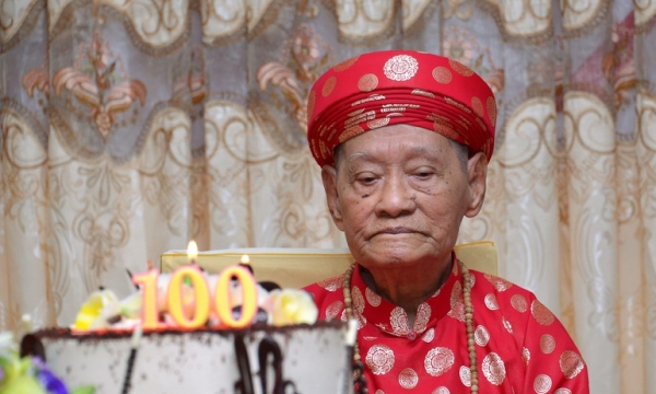 Cư sĩ Tống Hồ Cầm từ trần, đại thọ 105 tuổi