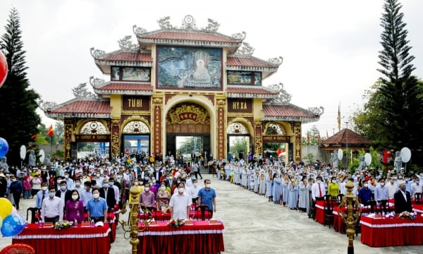 Kon Tum: Lễ giỗ Quốc Tổ Hùng Vương tại chùa Tháp Kỳ Quang