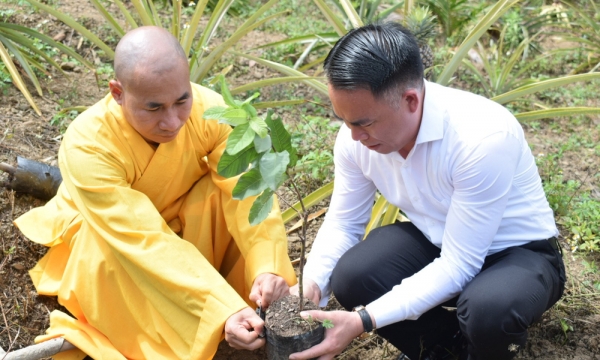 Lễ trồng cây chương trình “Chùa xanh” tại chùa Phước Vân