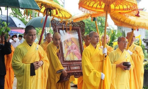 Thừa Thiên Huế: Lễ truy niệm, phụng tống kim quan Trưởng lão Hòa thượng Thích Lương Phương nhập tháp