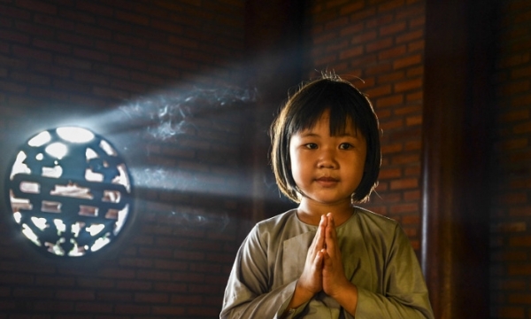 Vì sao càng có tâm cung kính càng có lợi trong việc học Phật?