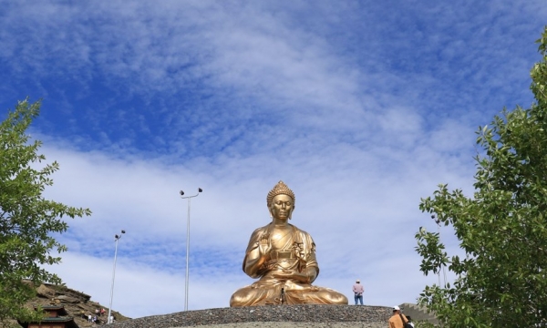 Chiêm ngưỡng bức tượng Phật độc đáo cao nhất nước Nga