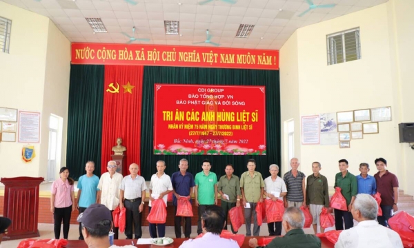 Thăm, tặng quà các gia đình chính sách nhân dịp 27/7 tại Bắc Ninh