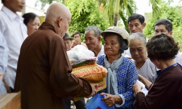 Phật giáo với việc giáo dục tính hướng thiện và đạo đức của con người Việt Nam